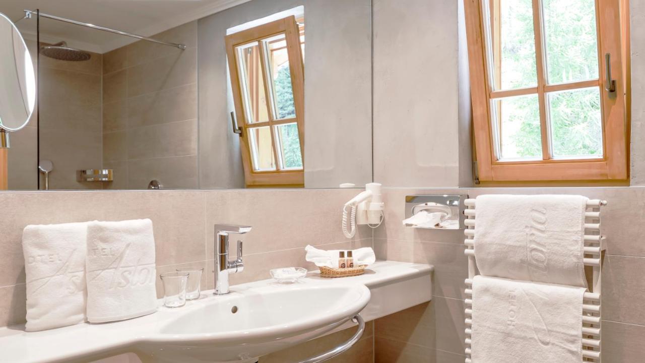 Hotel Astoria Samnaun Bagian luar foto