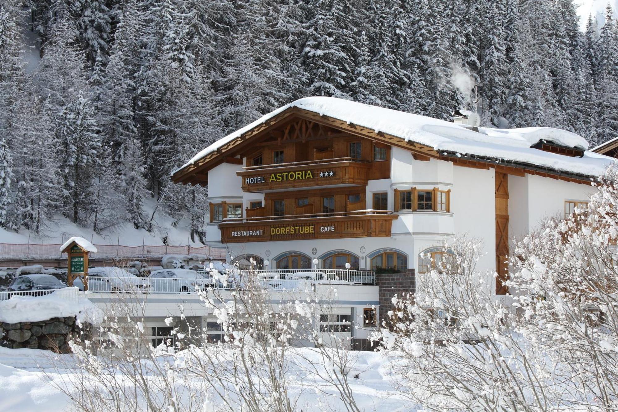 Hotel Astoria Samnaun Bagian luar foto
